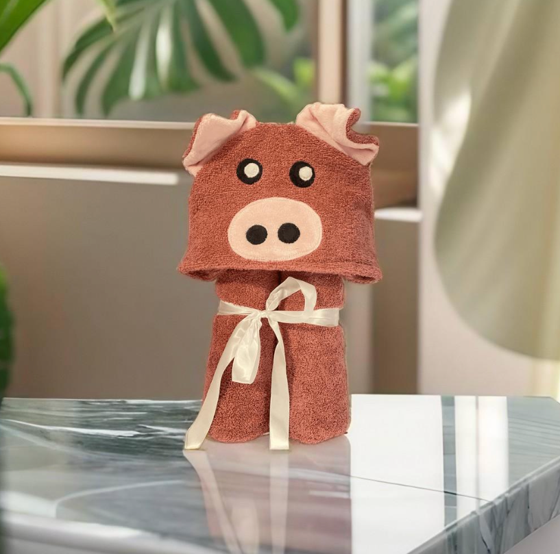 Pig Hooded Towel